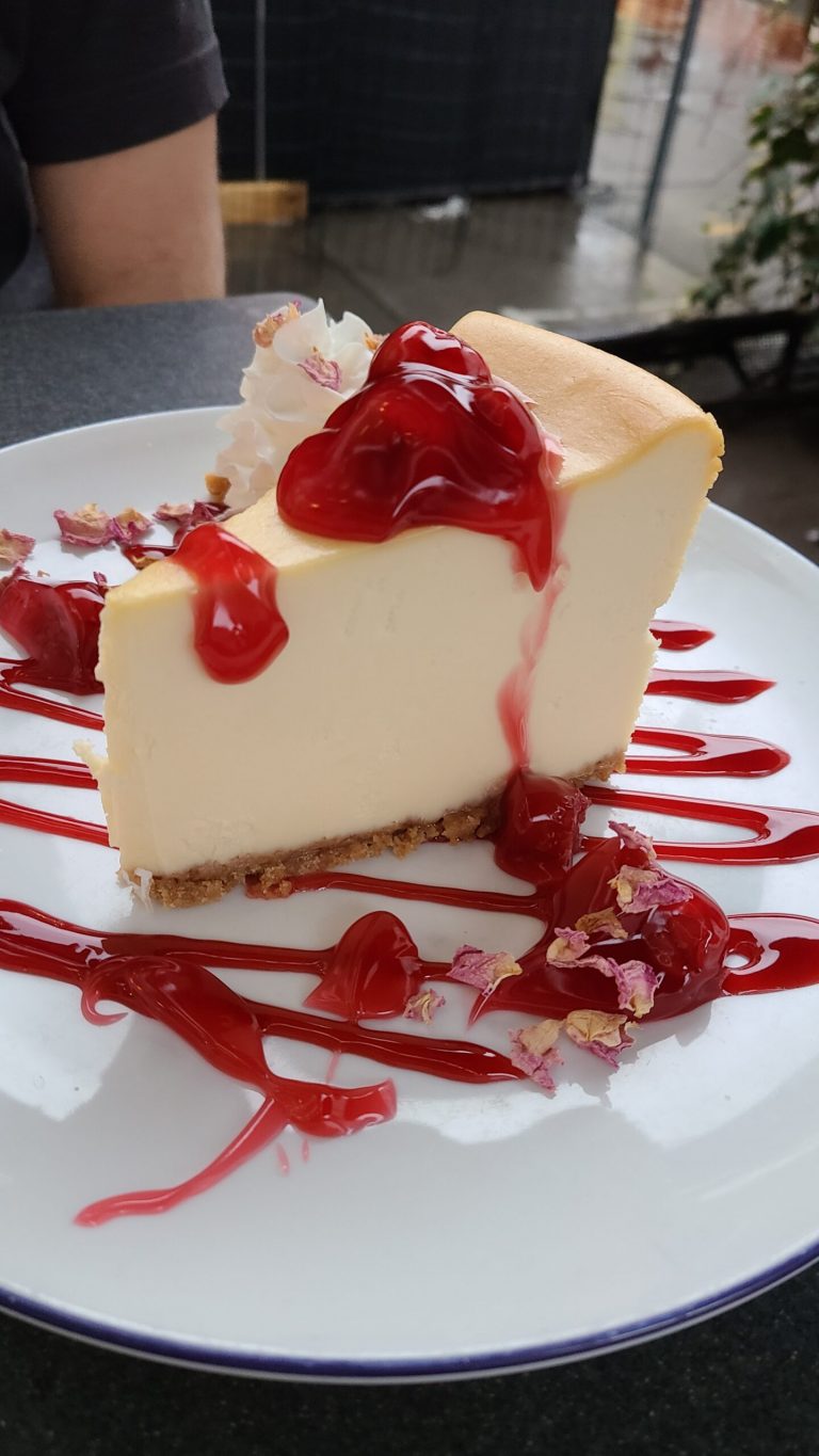 Cheesecake with cherry drizzle